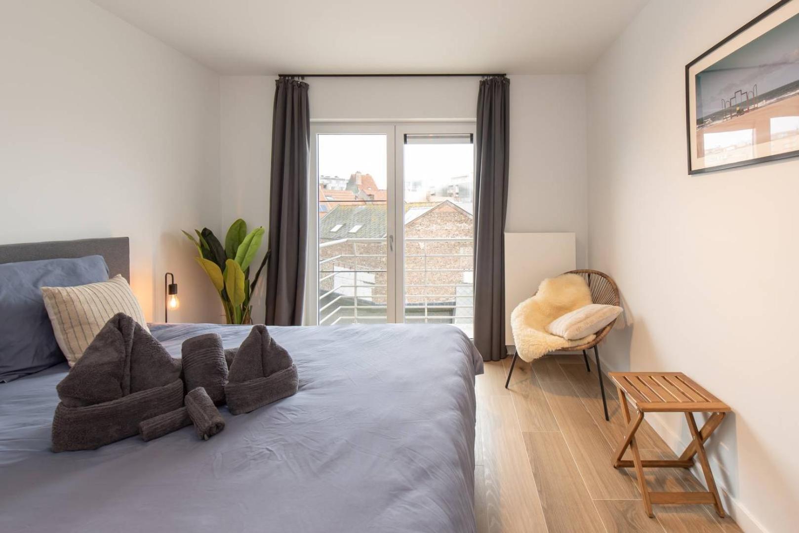 Luxueus, Ruim Appartement Op 350M Van Het Strand Ostende Exterior foto